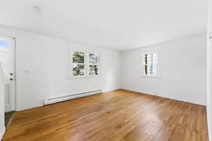 13-15 Decatur St, Springfield, MA 01151 - Photo 10