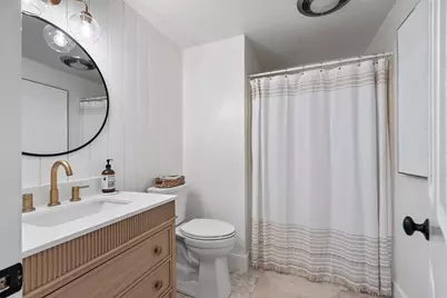 610 Ridgefield Cir #B, Clinton, MA 01510 - Photo 22