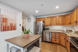 610 Ridgefield Cir, Clinton, MA 01510 - Photo 10