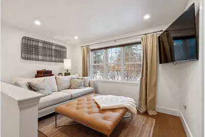 610 Ridgefield Cir #B, Clinton, MA 01510 - Photo 16