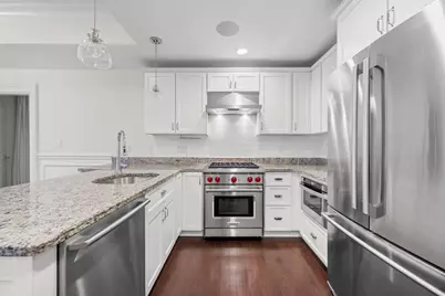 616 E 4th St #301, Boston, MA 02127 - Photo 8