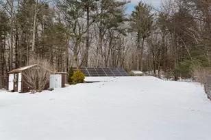 49 Pleasant St, Lunenburg, MA 01462 - Photo 4