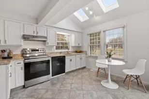 63 Harrington Farms Way, Shrewsbury, MA 01545 - Photo 6