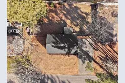 37 Annawon Dr, Halifax, MA 02338 - Photo 4