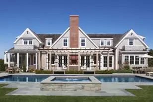 21 Woodbine St, Nantucket, MA 02554 - Photo 10