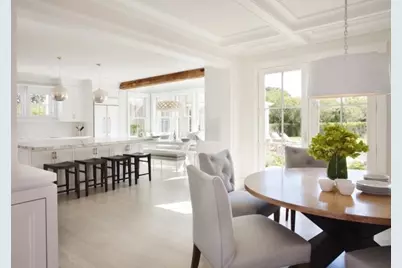 21 Woodbine St, Nantucket, MA 02554 - Photo 14