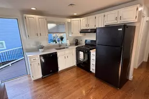 34 Golden Hills Rd, Saugus, MA 01906 - Photo 10