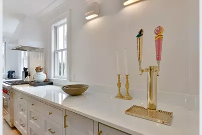 51 Fair St, Nantucket, MA 02554 - Photo 20