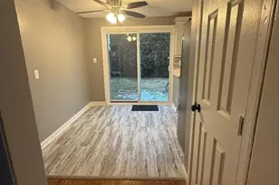 36 Daley St, Chicopee, MA 01013 - Photo 12