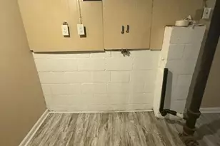 36 Daley St, Chicopee, MA 01013 - Photo 22