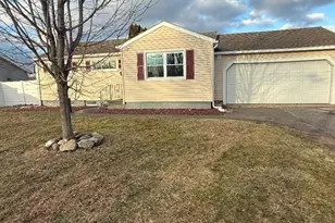36 Daley St, Chicopee, MA 01013 - Photo 2