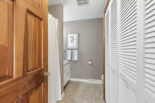 610 Wellman Ave, Chelmsford, MA 01863 - Photo 14