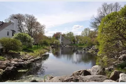 21 Concord Green #8, Concord, MA 01742 - Photo 2