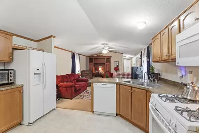 1B Quaboag Valley Co-Op Street, Palmer, MA 01069 - Photo 14