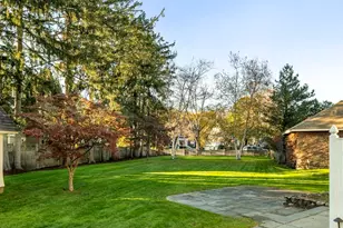 27 Everett Ave, Winchester, MA 01890 - Photo 36