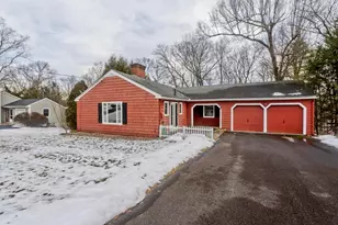 22 Brainard Rd, Wilbraham, MA 01095 - Photo 2