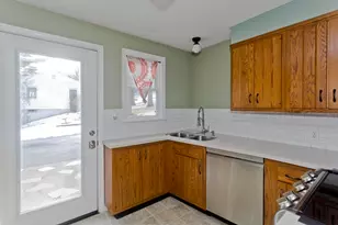 22 Brainard Rd, Wilbraham, MA 01095 - Photo 6