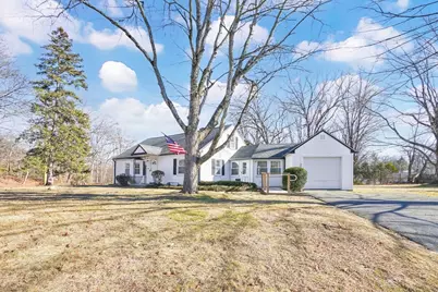 865 S Branch Pkwy, Springfield, MA 01118 - Photo 2