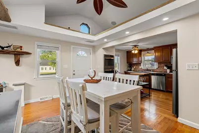 38 Newport Rd, Hull, MA 02045 - Photo 4