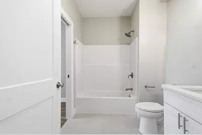 8 Vine Street #5, Haverhill, MA 01830 - Photo 16