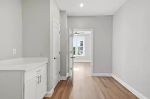 8 Vine St, Haverhill, MA 01830 - Photo 18