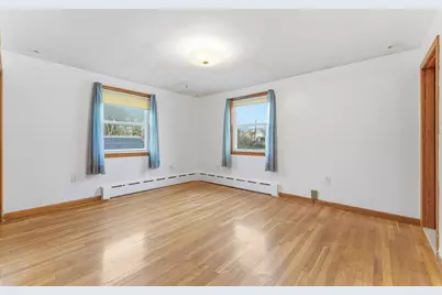 7 Carol St, Stoneham, MA 02180 - Photo 14