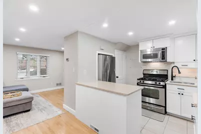 49 Pierce Rd #49, Watertown, MA 02472 - Photo 10