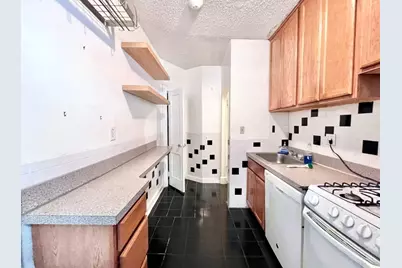 26 Chiswick Rd #6, Boston, MA 02135 - Photo 2