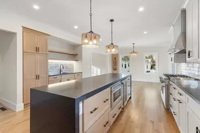 395 Vernon Street, Wakefield, MA 01880 - Photo 6