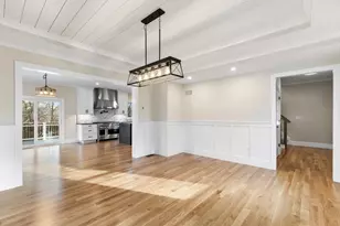 395 Vernon St, Wakefield, MA 01880 - Photo 12