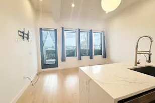 360 Meridian St, Boston, MA 02128 - Photo 24