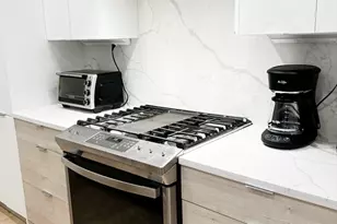 360 Meridian St, Boston, MA 02128 - Photo 12