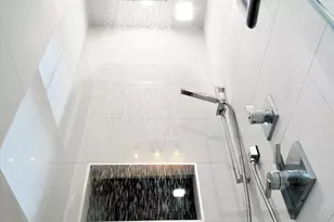 360 Meridian St, Boston, MA 02128 - Photo 18