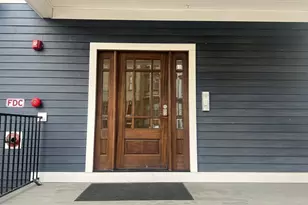 360 Meridian St, Boston, MA 02128 - Photo 24