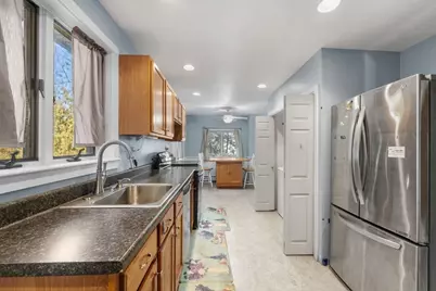 107 Summer St, Weymouth, MA 02188 - Photo 8