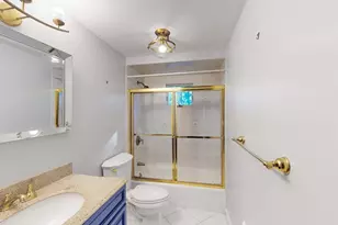 13 West St, Woburn, MA 01801 - Photo 16