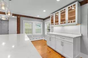 36 High St, Andover, MA 01810 - Photo 8