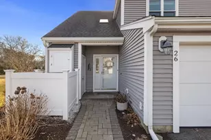 26 Southcliff Dr, Plymouth, MA 02360 - Photo 2