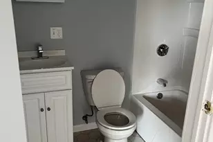 106 Kilburn St, Fall River, MA 02724 - Photo 6