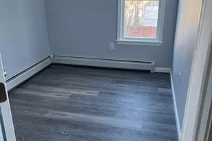 106 Kilburn St, Fall River, MA 02724 - Photo 4