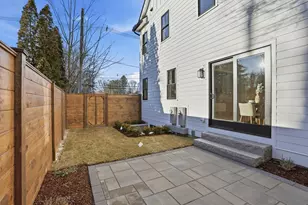 10 Webber Ave, Bedford, MA 01730 - Photo 26