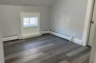 106 Kilburn St, Fall River, MA 02724 - Photo 4