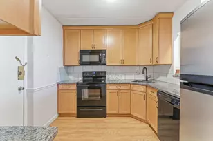 1011 Main St, Woburn, MA 01801 - Photo 6