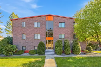 1011 Main St #5, Woburn, MA 01801 - Photo 4