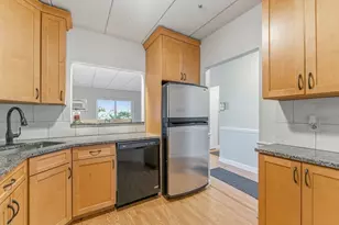 1011 Main St, Woburn, MA 01801 - Photo 4