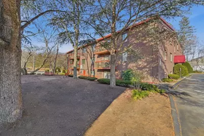 1011 Main St #5, Woburn, MA 01801 - Photo 22