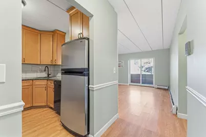 1011 Main St #5, Woburn, MA 01801 - Photo 2