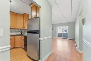 1011 Main St, Woburn, MA 01801 - Photo 2