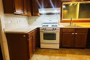 21 Prescott St, Winthrop, MA 02152 - Photo 10