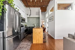 320 W 2nd St, Boston, MA 02127 - Photo 8